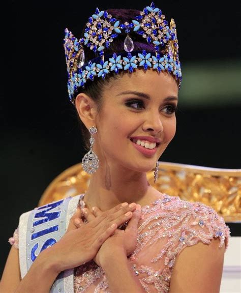 Miss World Philippines .